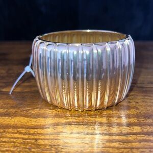 Elegant Gold Ribbed Vase